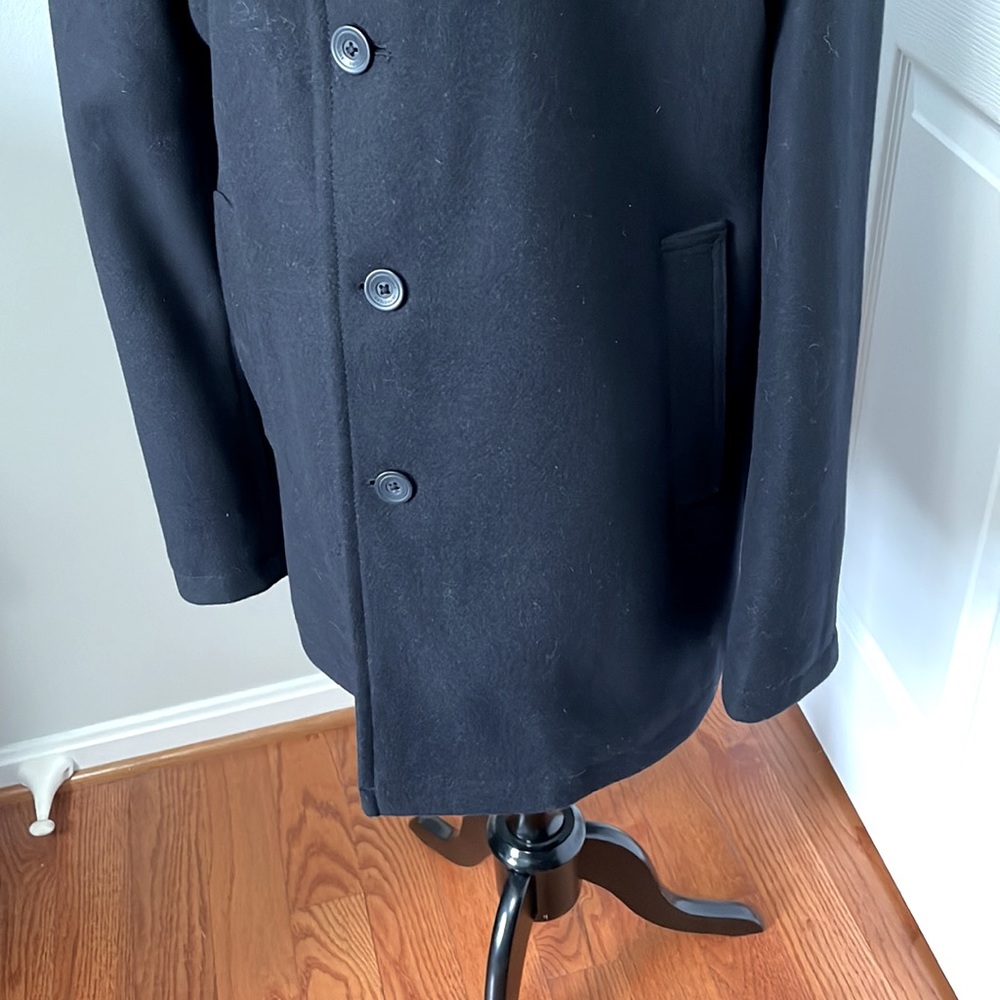 American Eagle Outfitters, navy blue, Men’s pea coat in size M. Worn once. - Picture 4 of 6